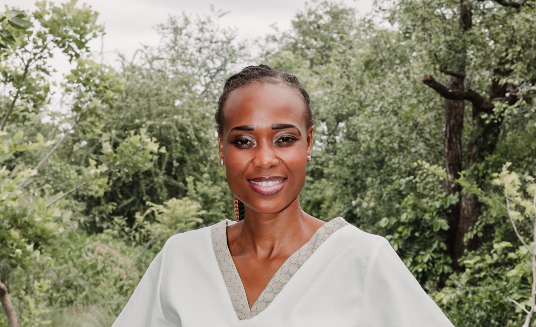 Lesley – Butler